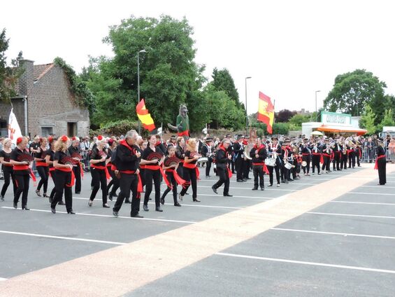 Country Line Dance accompagné par l'harmonie de Mineurs d'Auberchicourt...