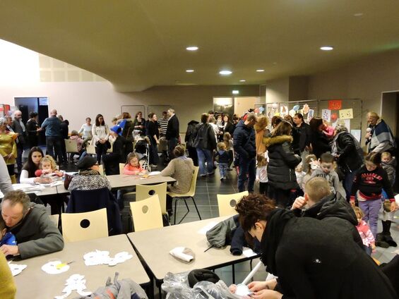 Ca y est, la salle est pleine! Le spectacle va pouvoir commencer !