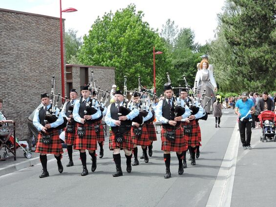 Un petit tour en Écosse avec le Wallace Pipe Band...